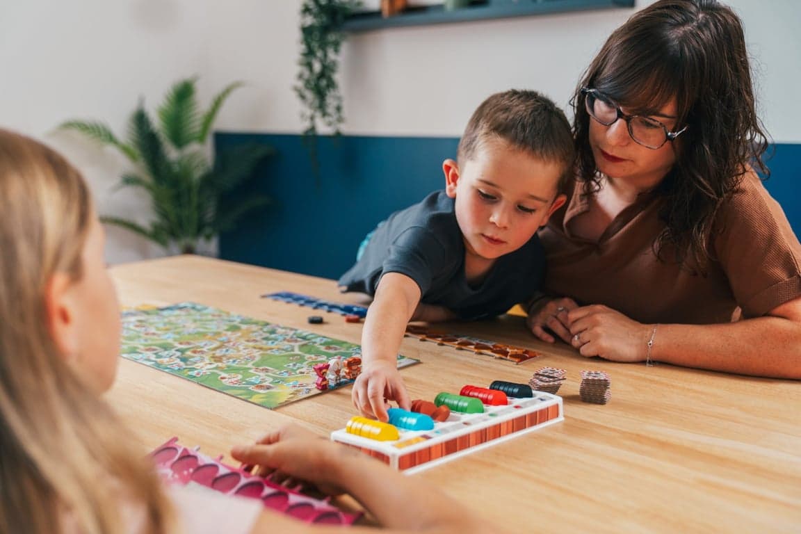 Sinterklaas spelletjes voor kinderen: acht spellen per leeftijd