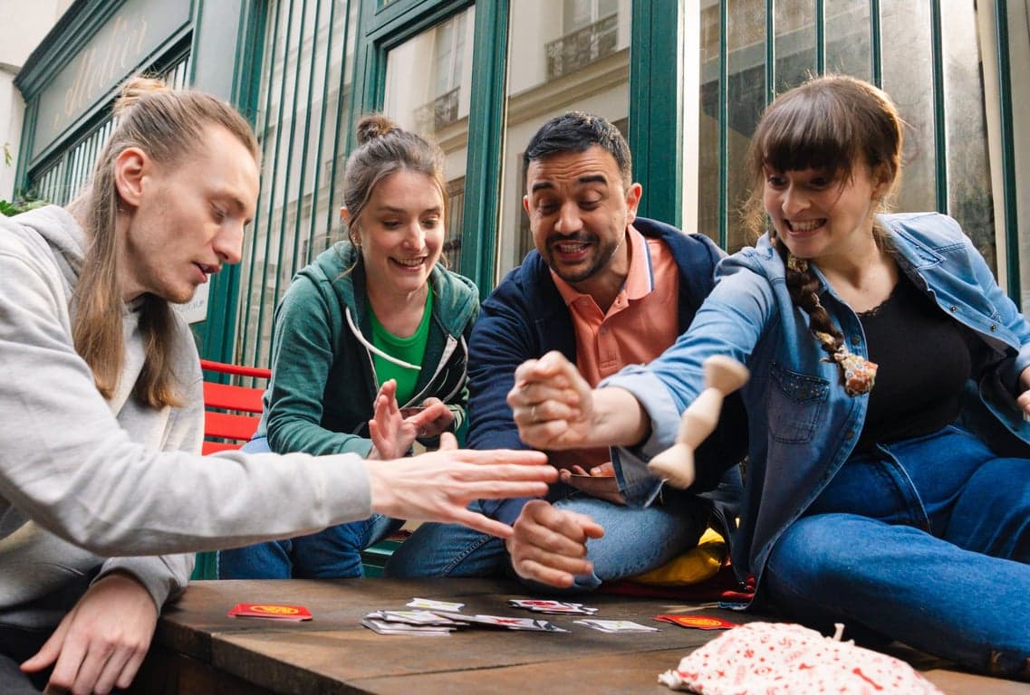 Sinterklaas spelletjes voor pakjesavond: zeven spellen voor de hele woonkamer